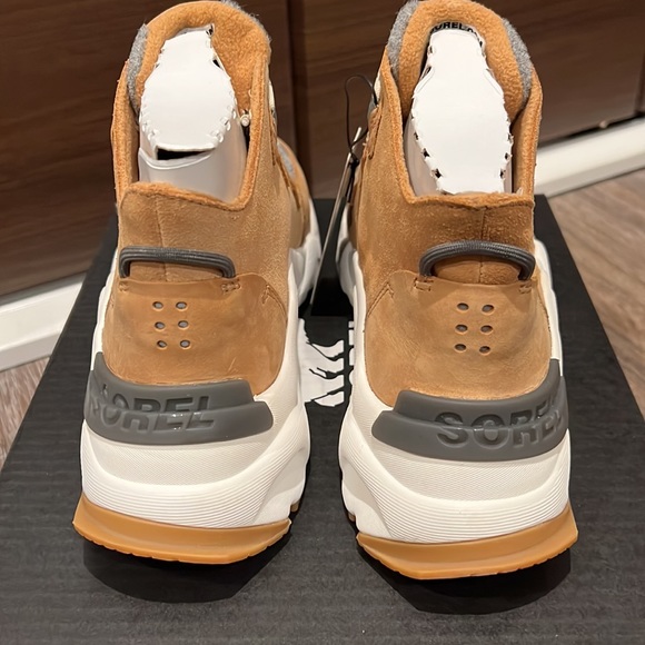 New Sorel Boots 7.5 - Picture 2 of 7